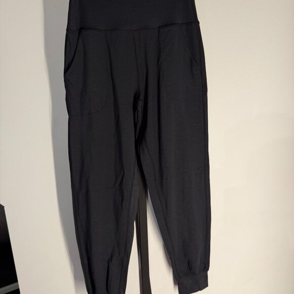 EUC - Zyia Jogging Pants, textured look - Size M - Picture 5 of 7